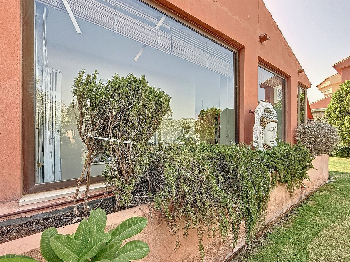 e0d0f56bfd9c1123927a743c028b5959 - 20