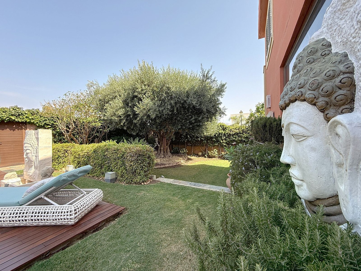 e0d0f56bfd9c1123927a743c028b5959 - 22