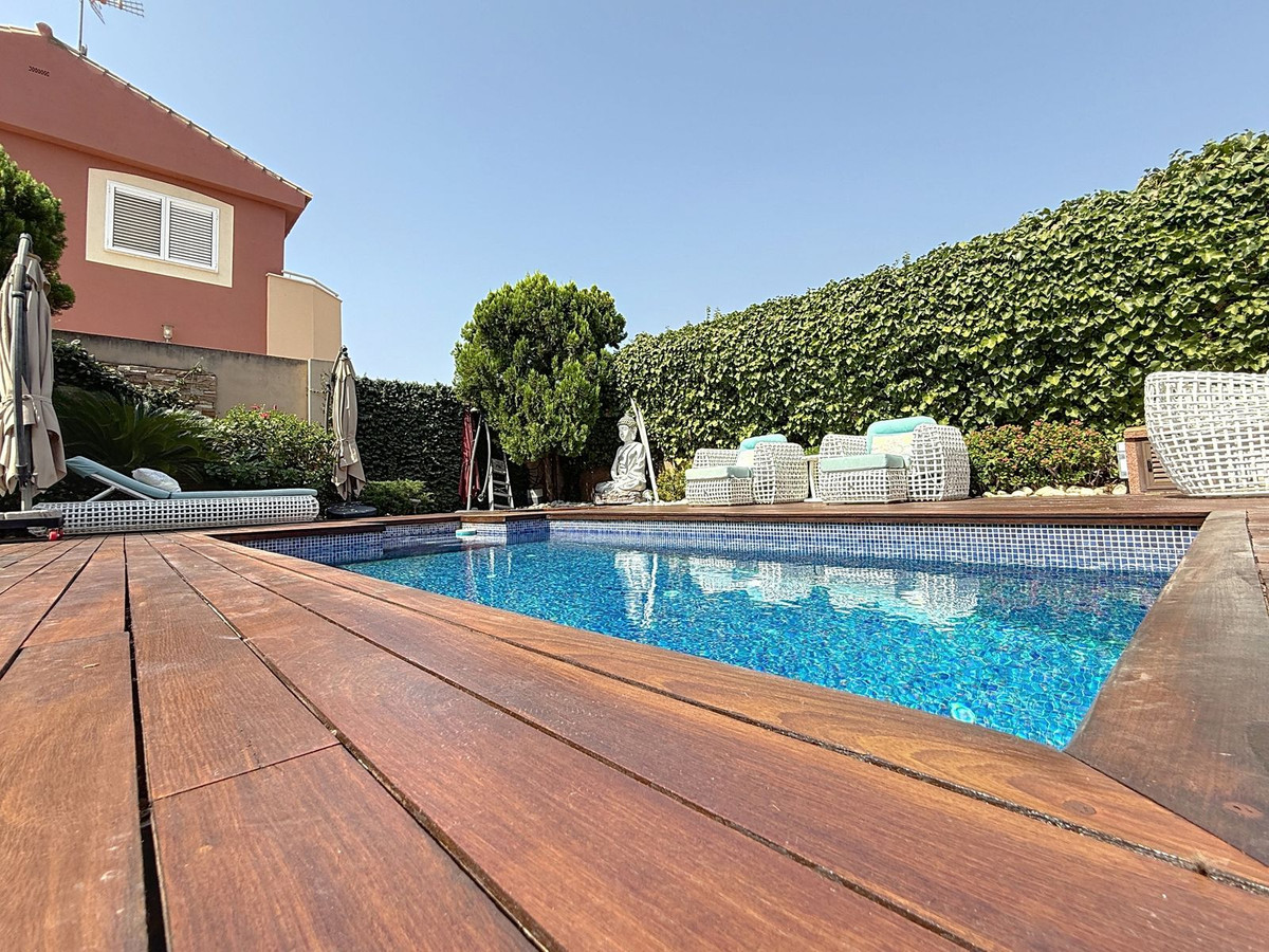 e0d0f56bfd9c1123927a743c028b5959 - 26