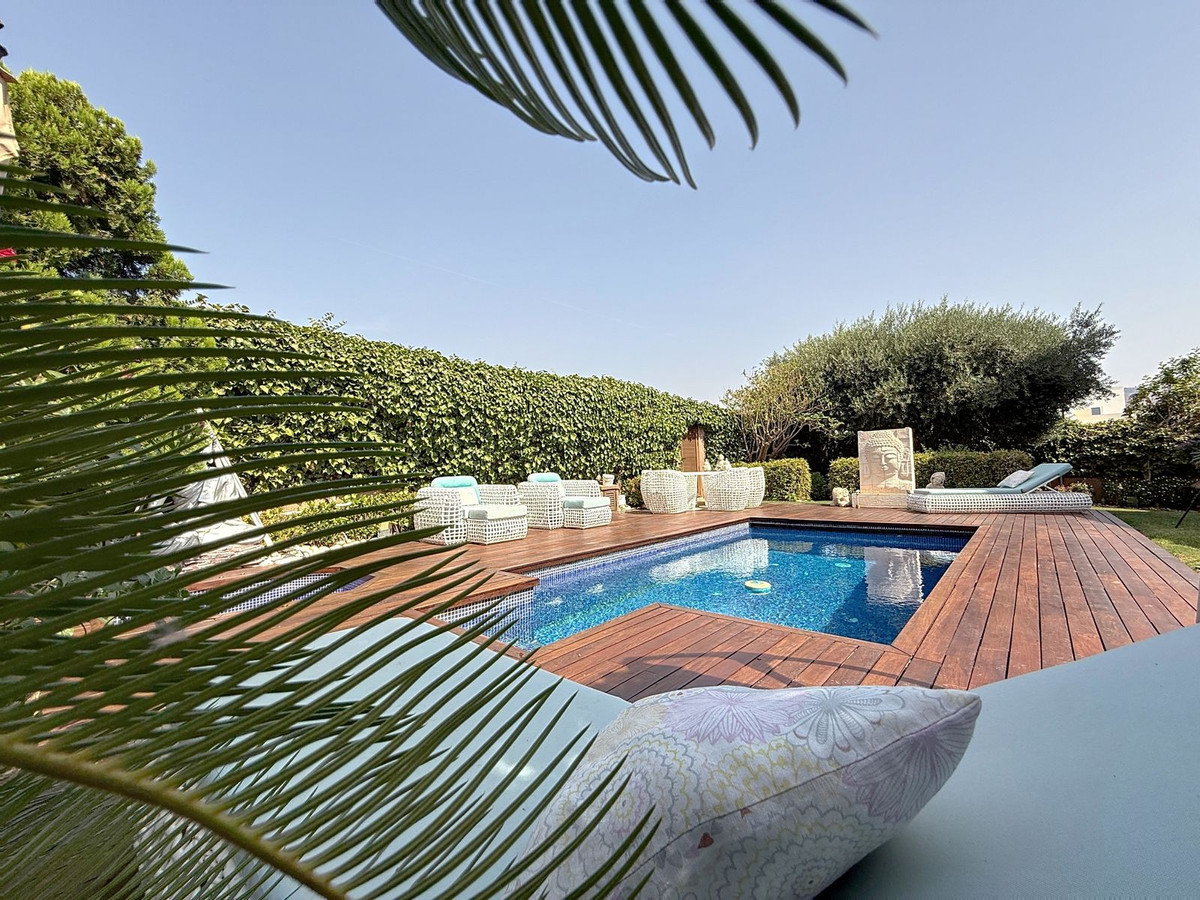 e0d0f56bfd9c1123927a743c028b5959 - 28