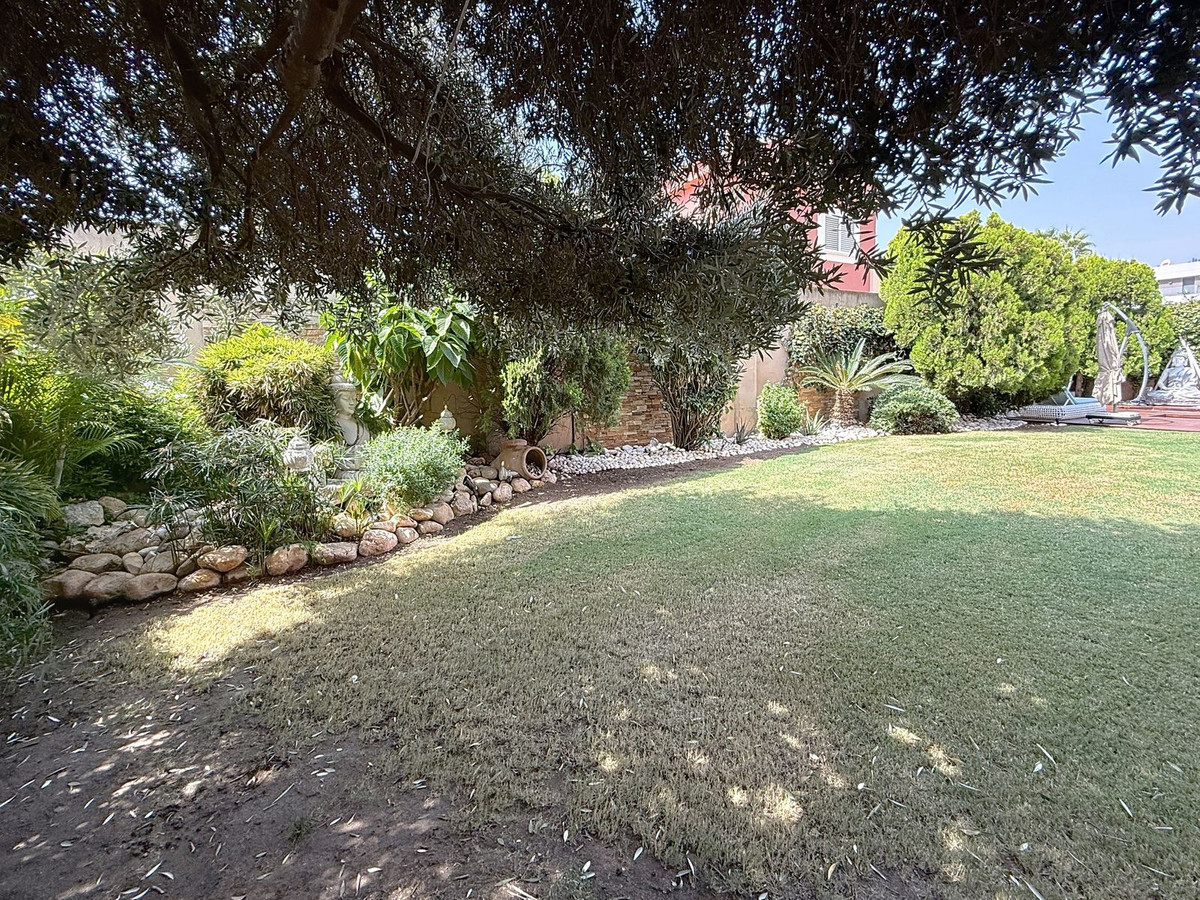 e0d0f56bfd9c1123927a743c028b5959 - 39