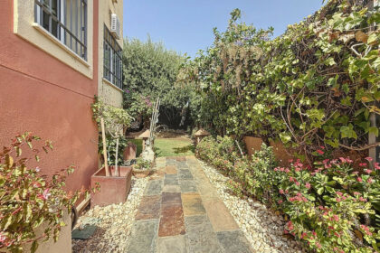 e0d0f56bfd9c1123927a743c028b5959 - 5