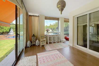 e0d0f56bfd9c1123927a743c028b5959 - 50