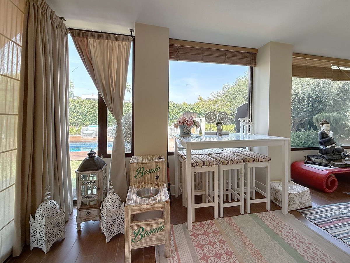 e0d0f56bfd9c1123927a743c028b5959 - 51