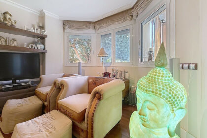 e0d0f56bfd9c1123927a743c028b5959 - 71