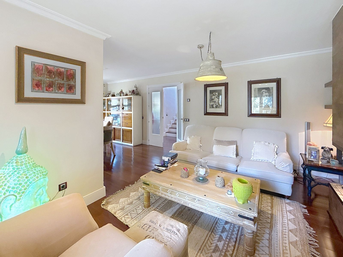 e0d0f56bfd9c1123927a743c028b5959 - 72