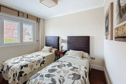 e0d0f56bfd9c1123927a743c028b5959 - 82