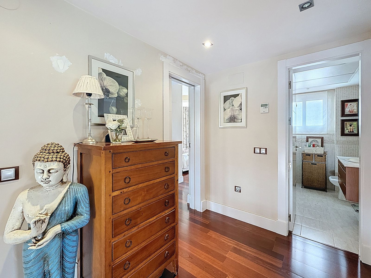 e0d0f56bfd9c1123927a743c028b5959 - 84