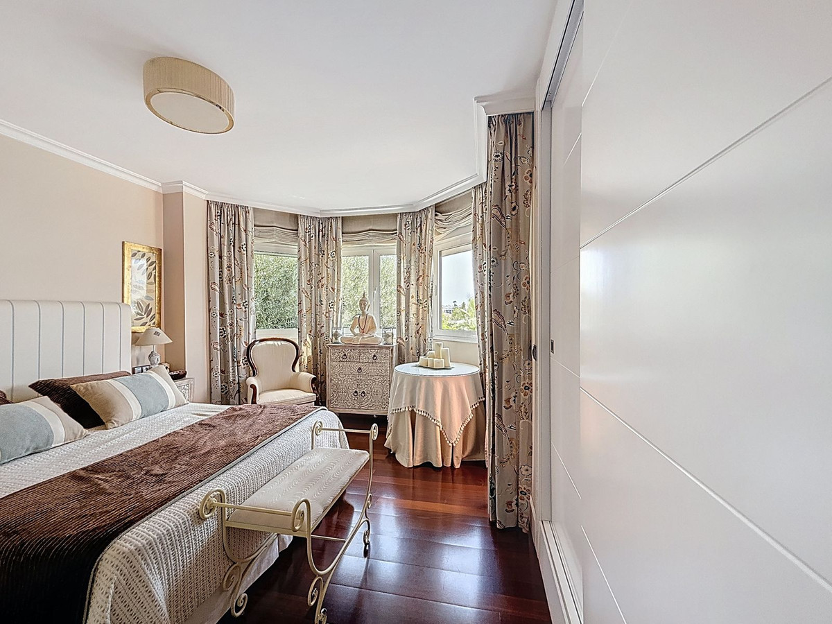 e0d0f56bfd9c1123927a743c028b5959 - 86