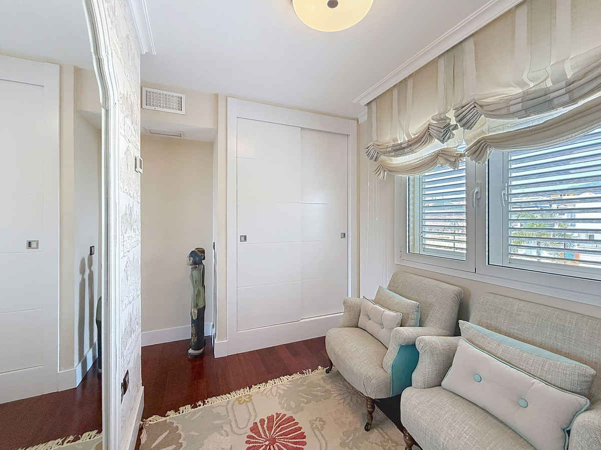 e0d0f56bfd9c1123927a743c028b5959 - 95