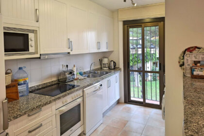 e2154869b61f70f34bd3980180500e63 - 10