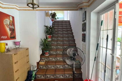 e39de223fe64576940e96e6ddb70455f - 23