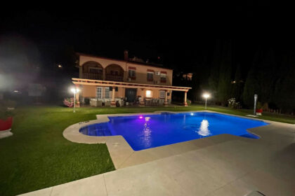 e39de223fe64576940e96e6ddb70455f - 42