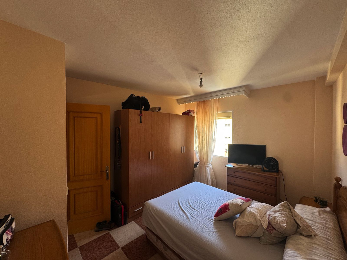 e4d1dc3e64169da9153f2c7e70bc2994 - 14