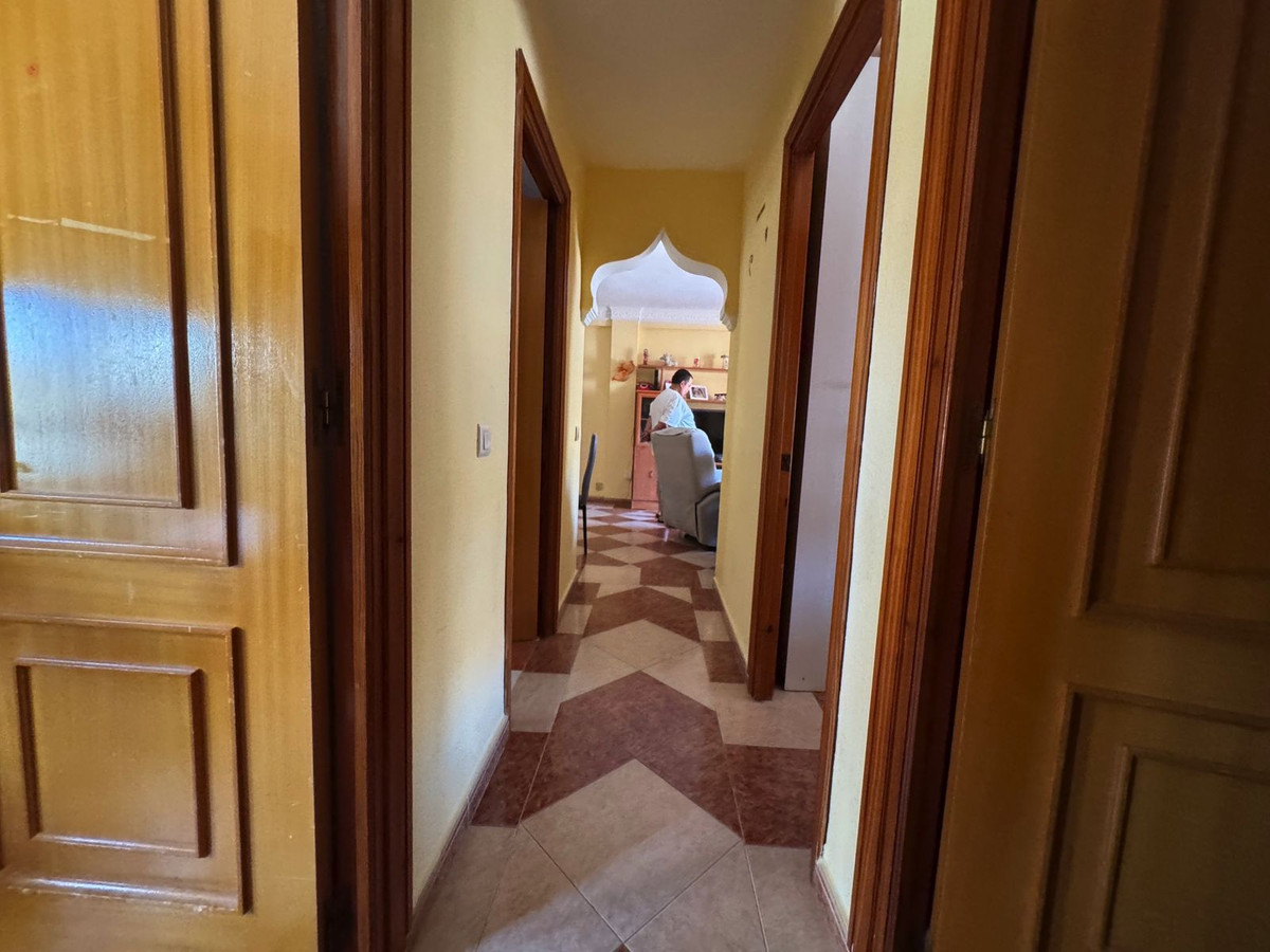 e4d1dc3e64169da9153f2c7e70bc2994 - 4