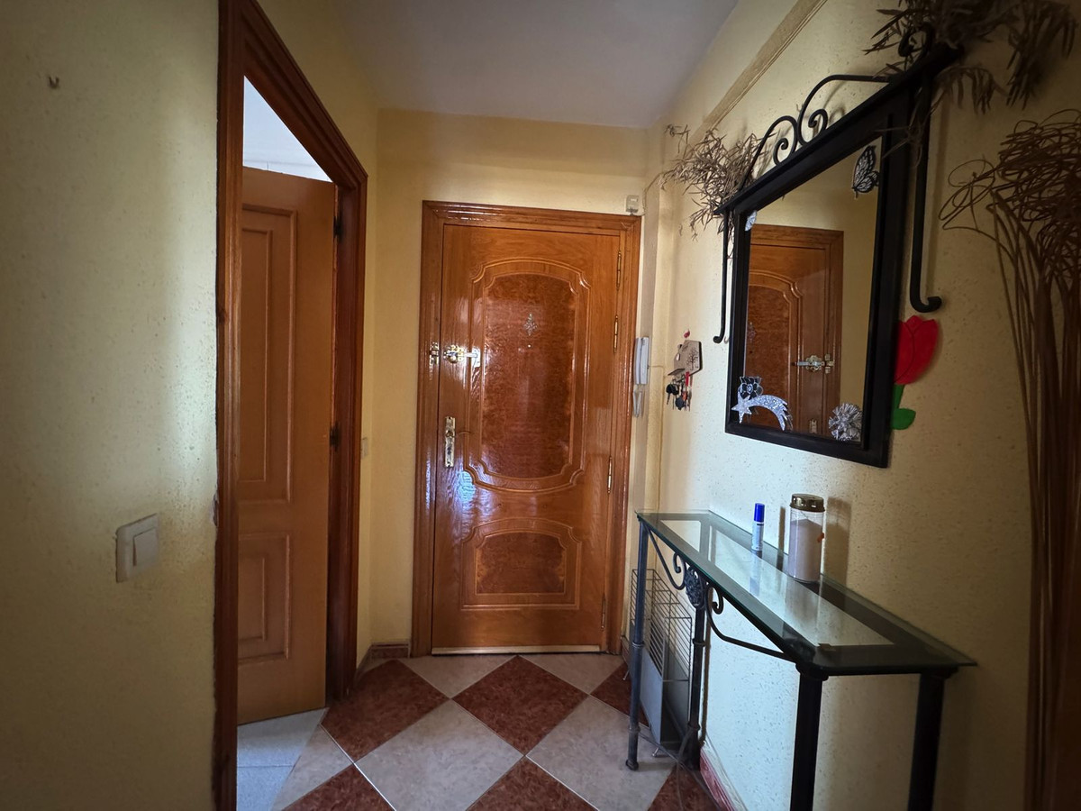 e4d1dc3e64169da9153f2c7e70bc2994 - 8