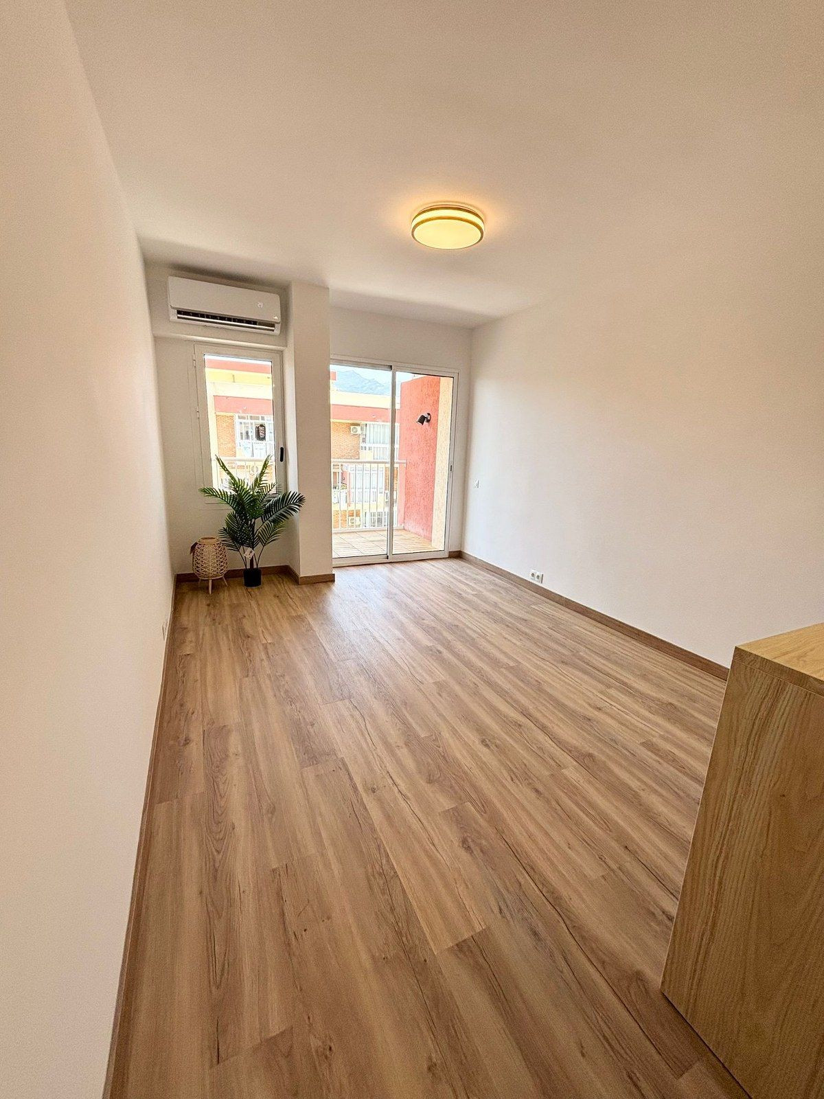 e8cf21dac755081bb1dbdb75ed5c12ef - 4