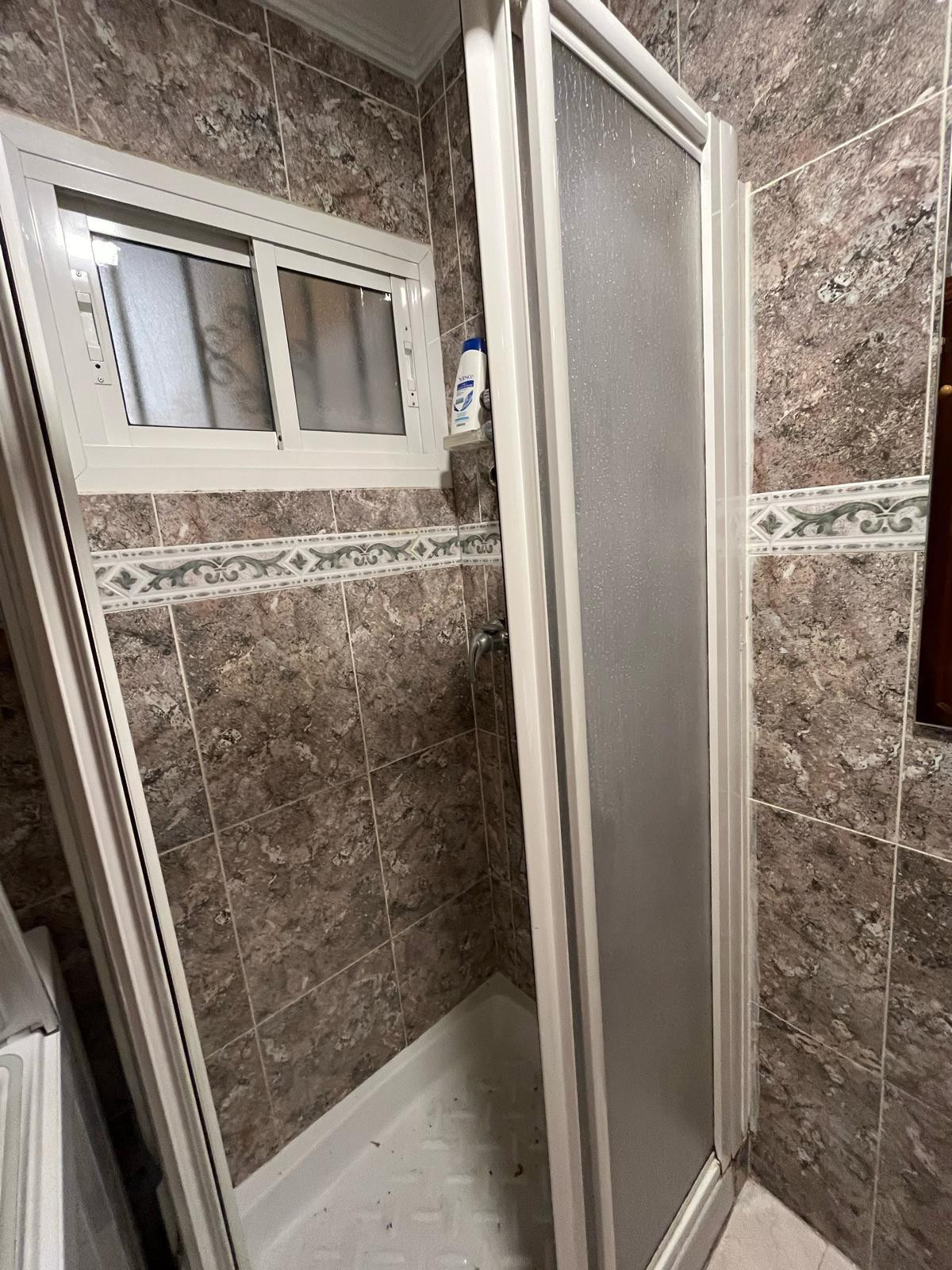 e9ea49b4bcbaf3c133d025ccfaf9f4db - 15