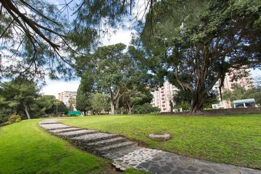 e9ea49b4bcbaf3c133d025ccfaf9f4db - 17