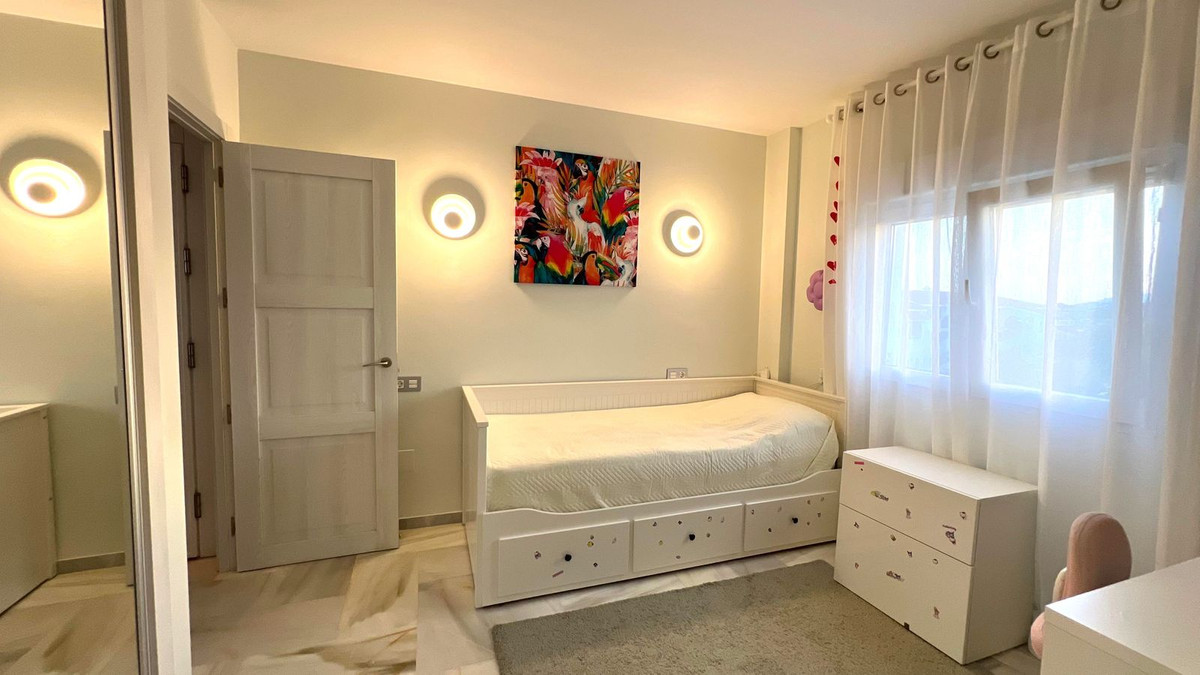 eb61537c3a5866f0ffad30cf51d84e84 - 11