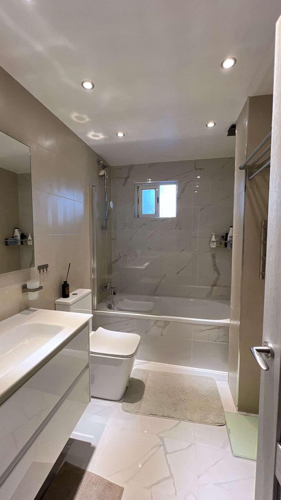 eb61537c3a5866f0ffad30cf51d84e84 - 15