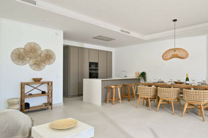 eba249fe1799b315a4767d66abb2537a - 10