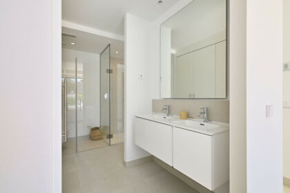 eba249fe1799b315a4767d66abb2537a - 15