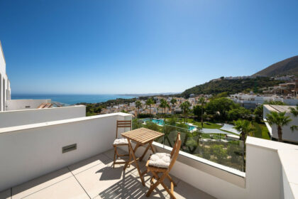 eba249fe1799b315a4767d66abb2537a - 32