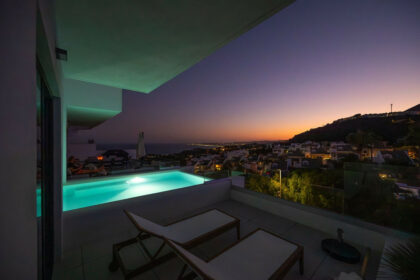 eba249fe1799b315a4767d66abb2537a - 63