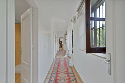 eedbcc9bf23ac730b4fc844754ca4dc8 - 12