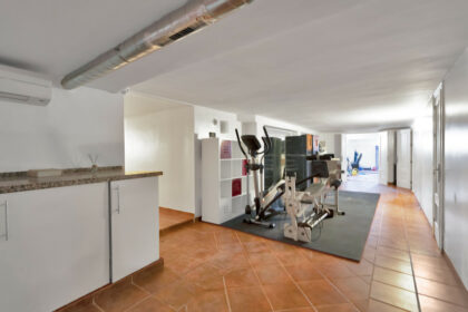 eedbcc9bf23ac730b4fc844754ca4dc8 - 19