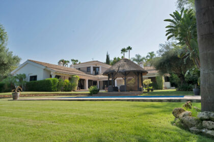 eedbcc9bf23ac730b4fc844754ca4dc8 - 27