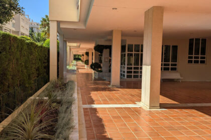 eff54eaf7c19420e3aaf903cff018b97 - 30