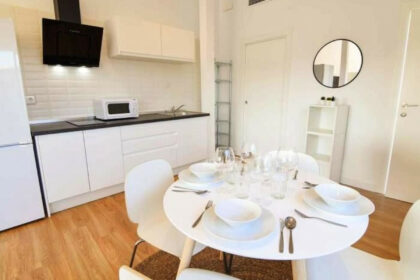 f1631c189f1e7edca573bf9042fe1ed6 - 10