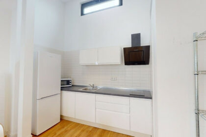 f1631c189f1e7edca573bf9042fe1ed6 - 8