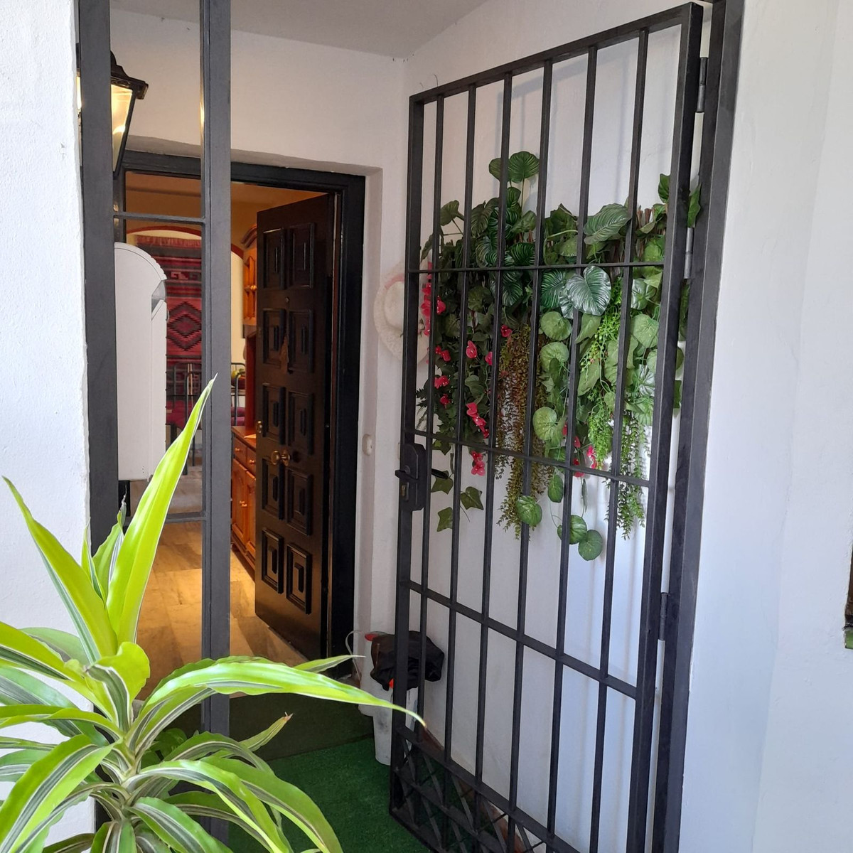 f3e0a4dae2d8bf0cac668742ef6a2577 - 21