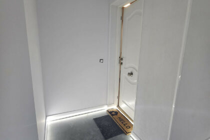 f433b087a92603a00cfd3abf230fca55 - 51