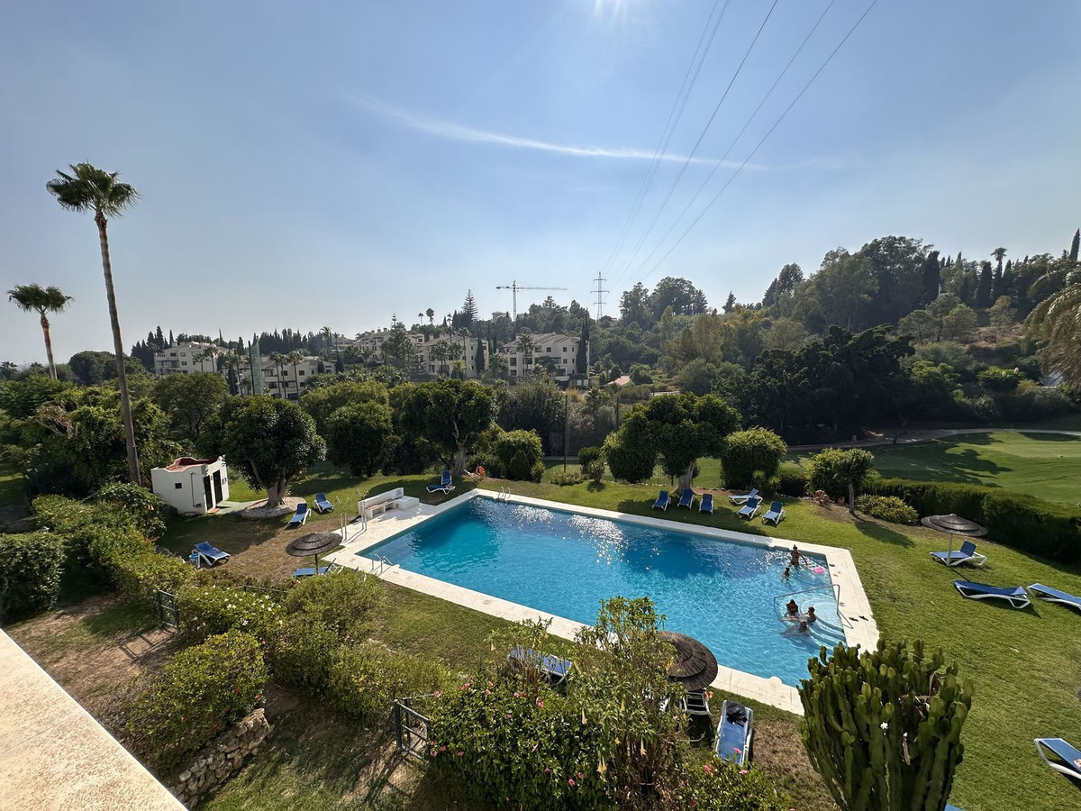 f4fd9b4046aa9ab96c379c490646cec2 - 1