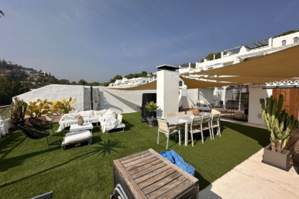 f4fd9b4046aa9ab96c379c490646cec2 - 15