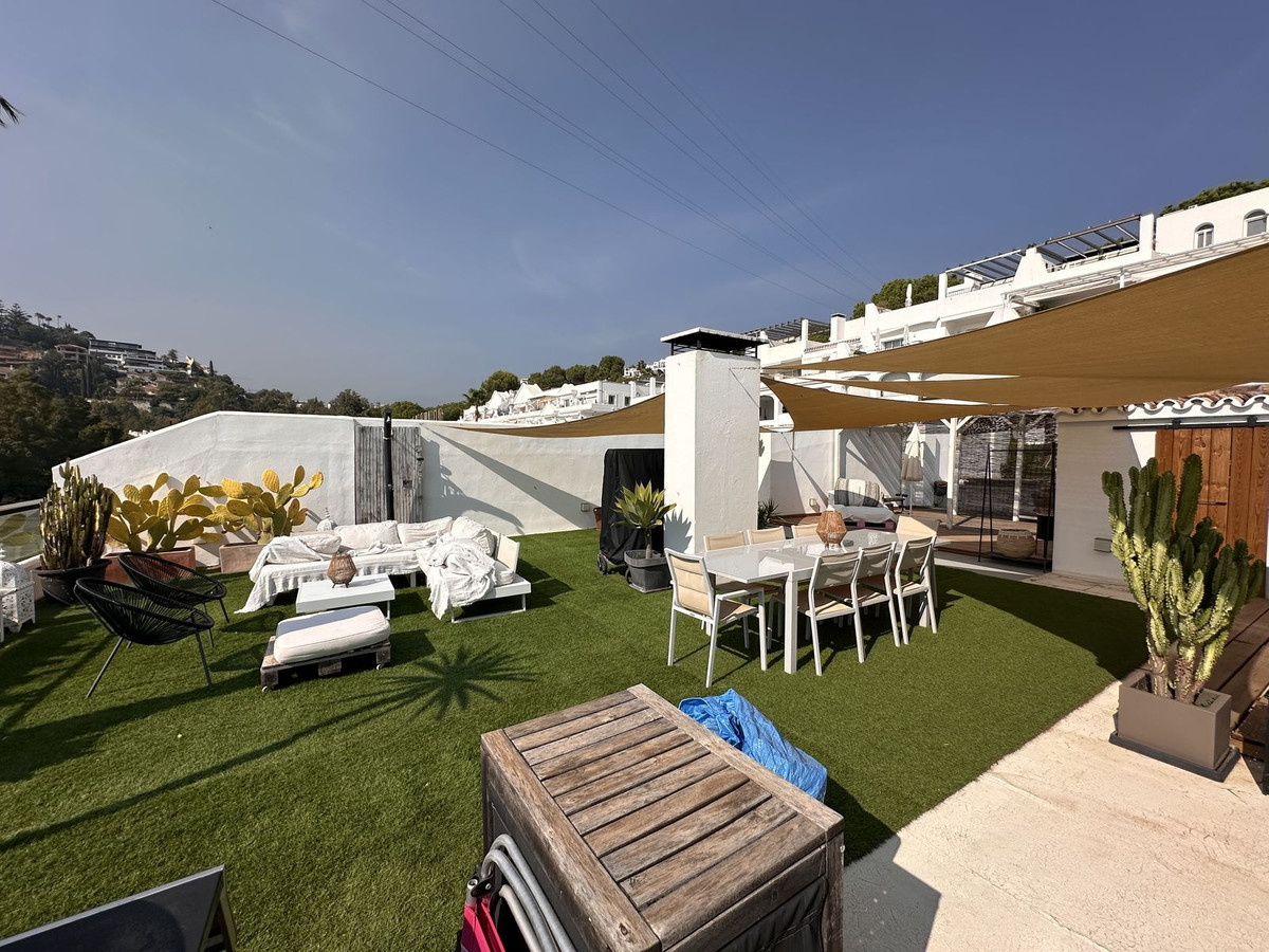 f4fd9b4046aa9ab96c379c490646cec2 - 15