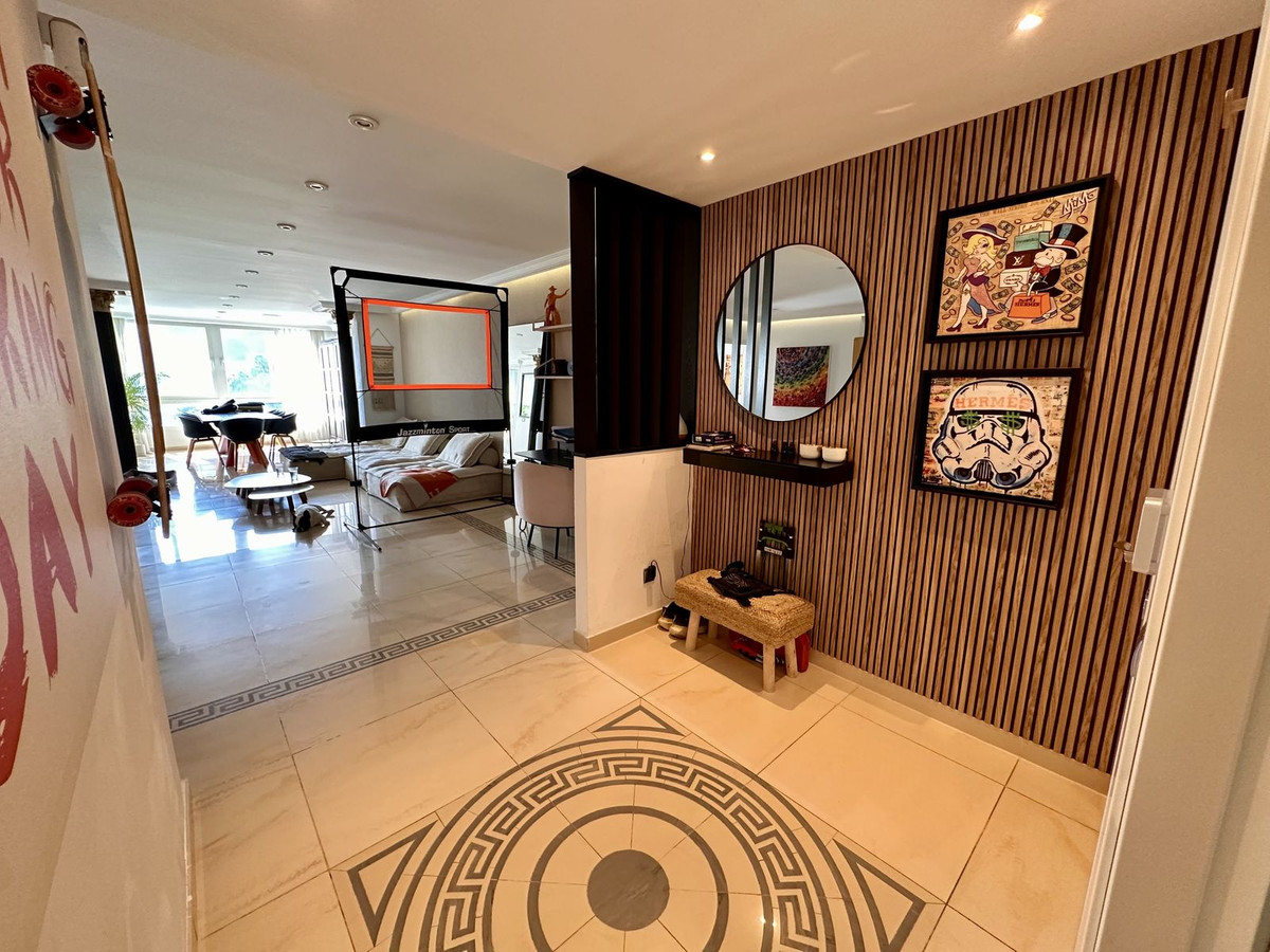 f4fd9b4046aa9ab96c379c490646cec2 - 2