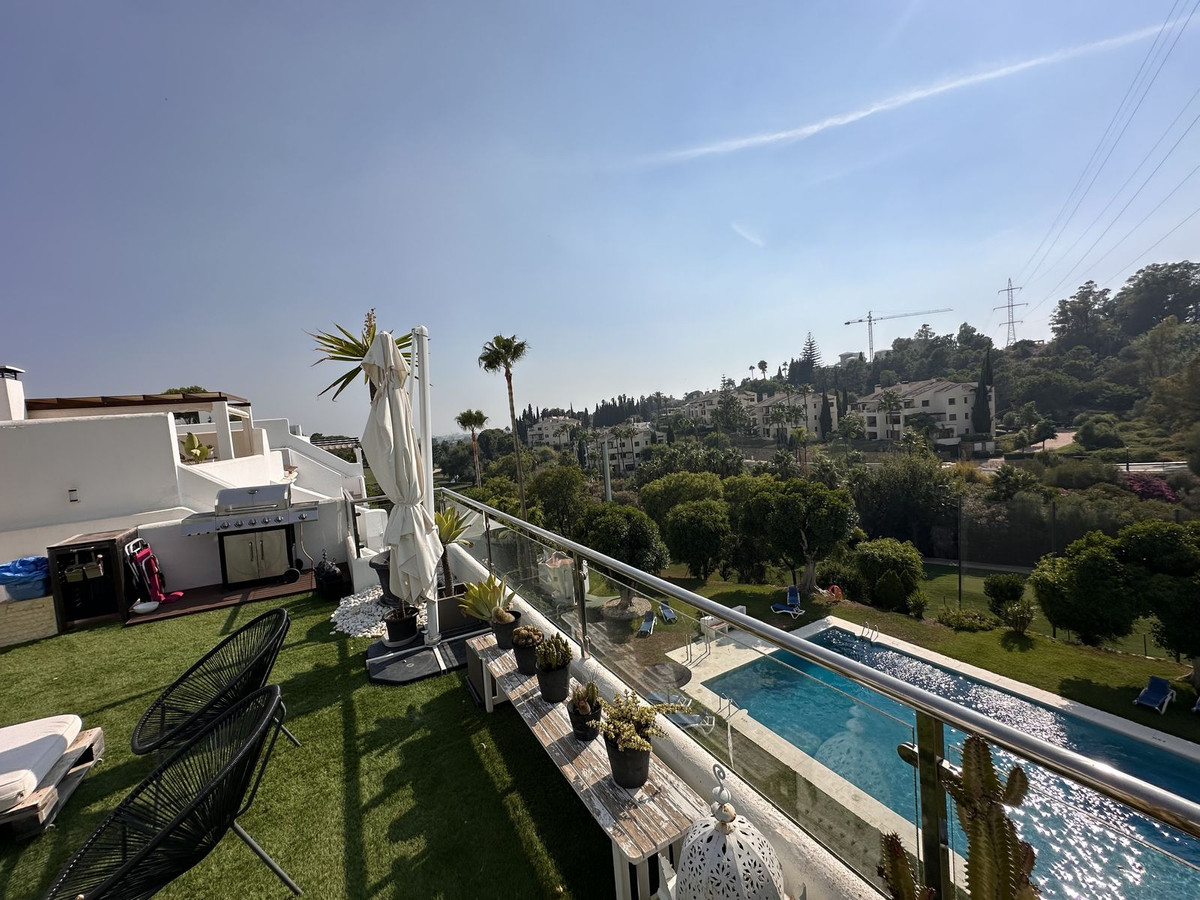 f4fd9b4046aa9ab96c379c490646cec2 - 20