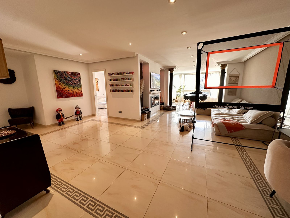 f4fd9b4046aa9ab96c379c490646cec2 - 3