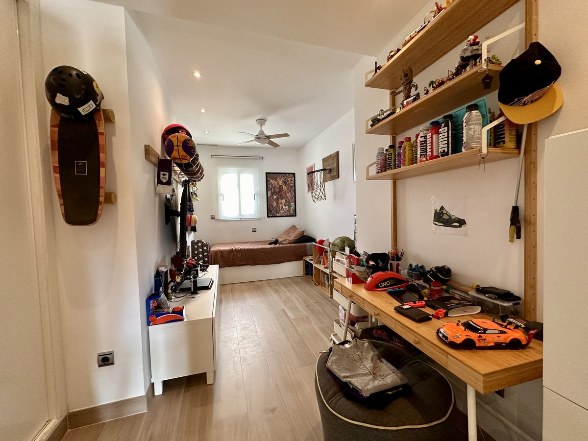 f4fd9b4046aa9ab96c379c490646cec2 - 8