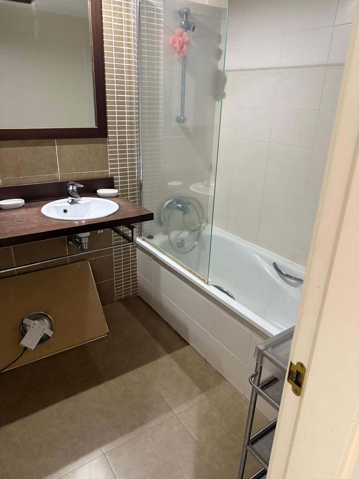 f607182f53ff349f3e7a97773bdbe361 - 25