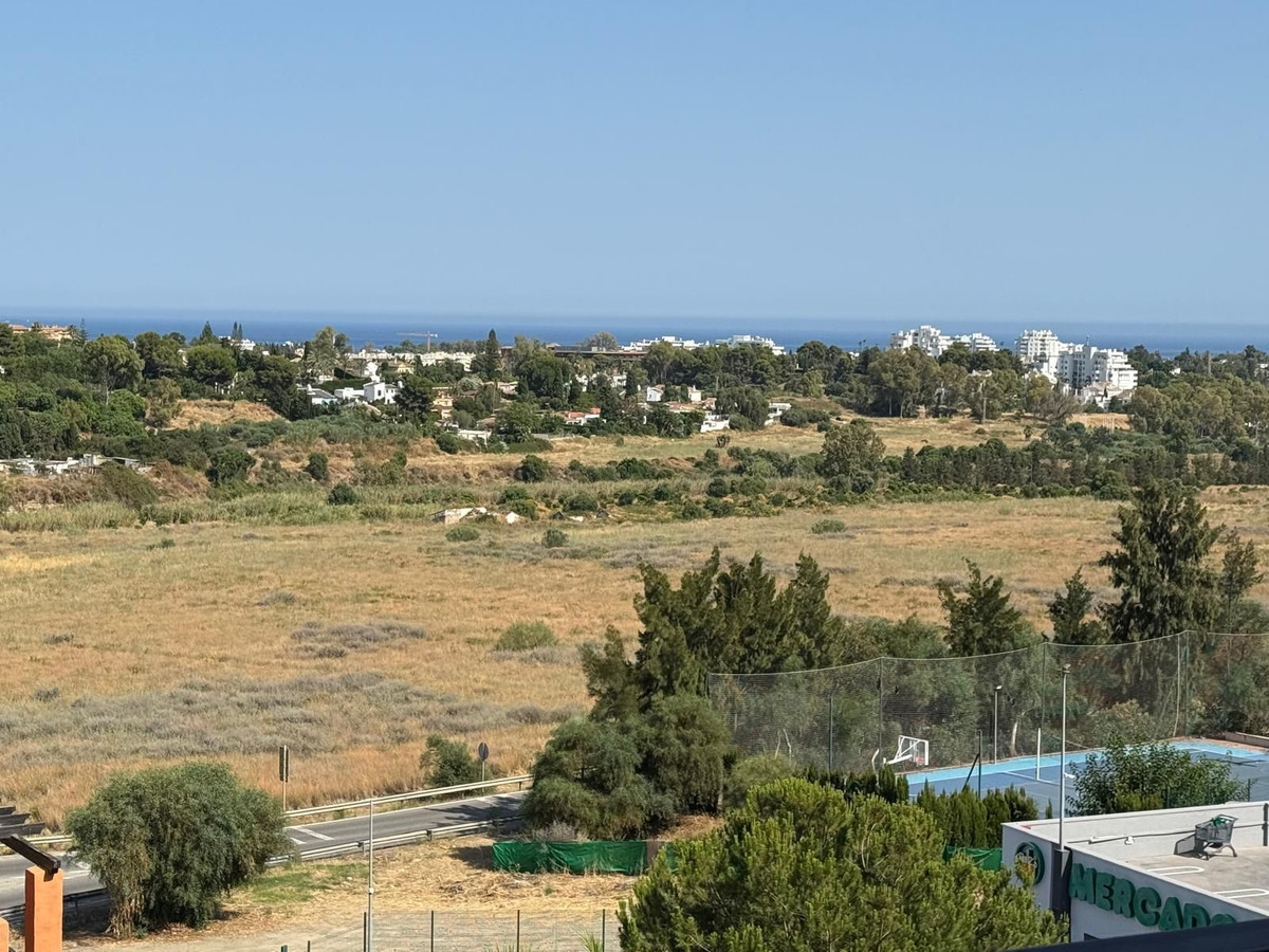 f607182f53ff349f3e7a97773bdbe361 - 38