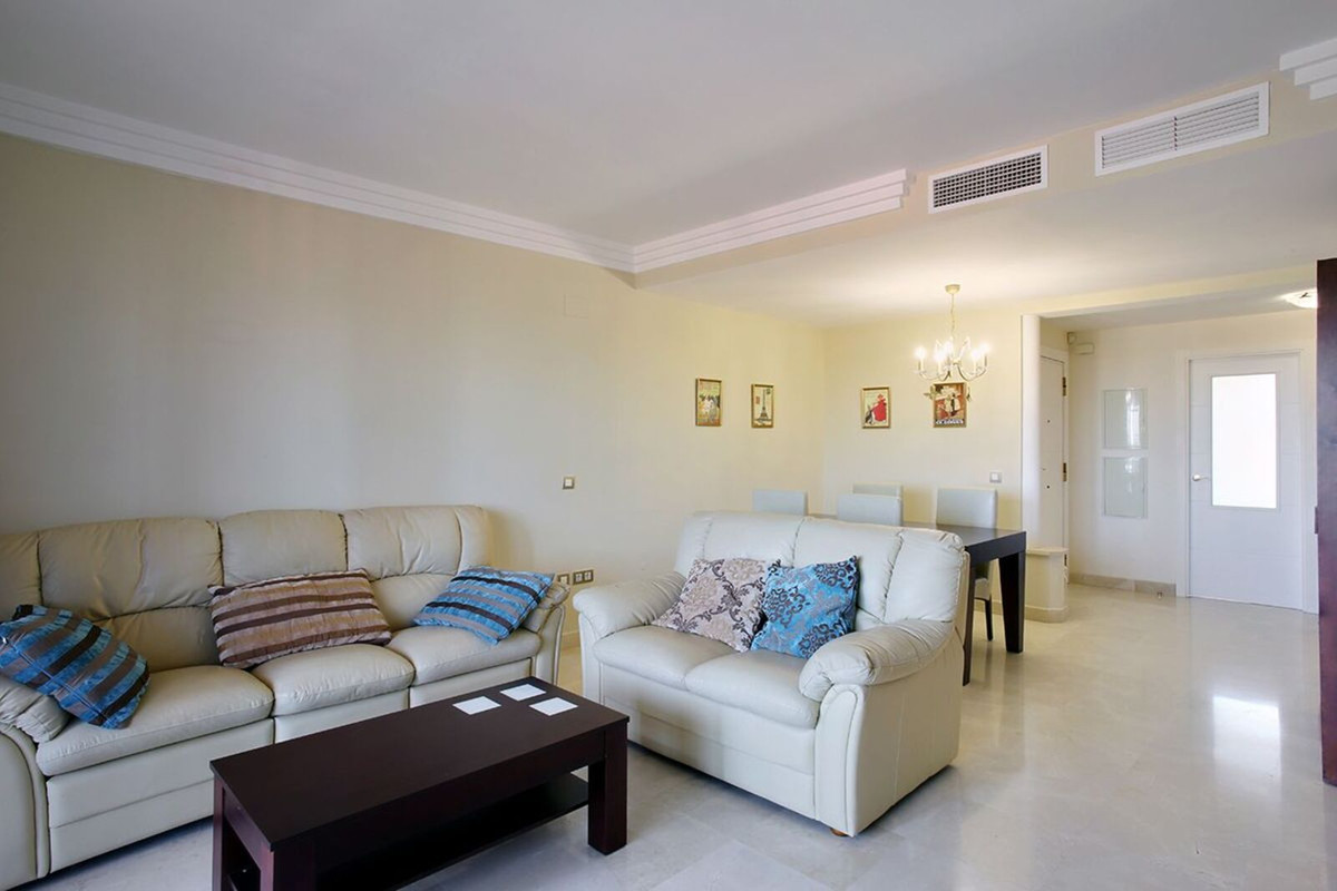 f607182f53ff349f3e7a97773bdbe361 - 5