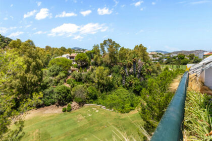 f60e8b44a35f4f967f3a67f4442c8744 - 3