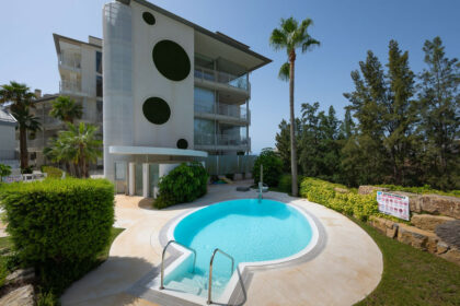 f8556c18e667f82d8141d37ac4b9c2ce - 1