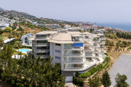 f8556c18e667f82d8141d37ac4b9c2ce - 28